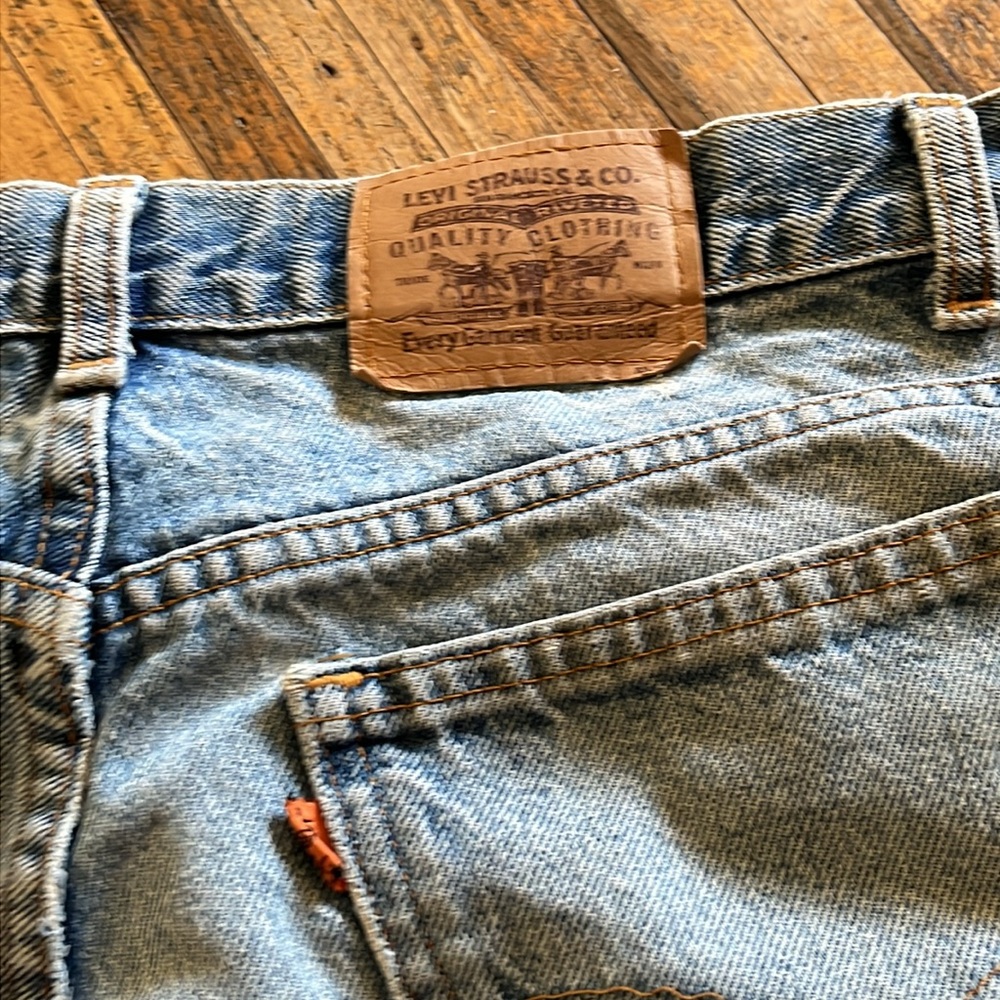 Distressed Levi’s - Picture 4 of 7